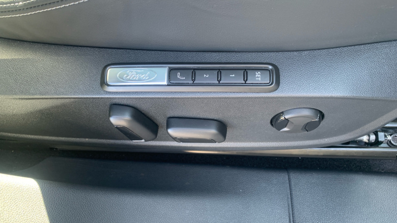 Ford Explorer 210kW Premium 77kWh 5dr Auto Electric Estate
